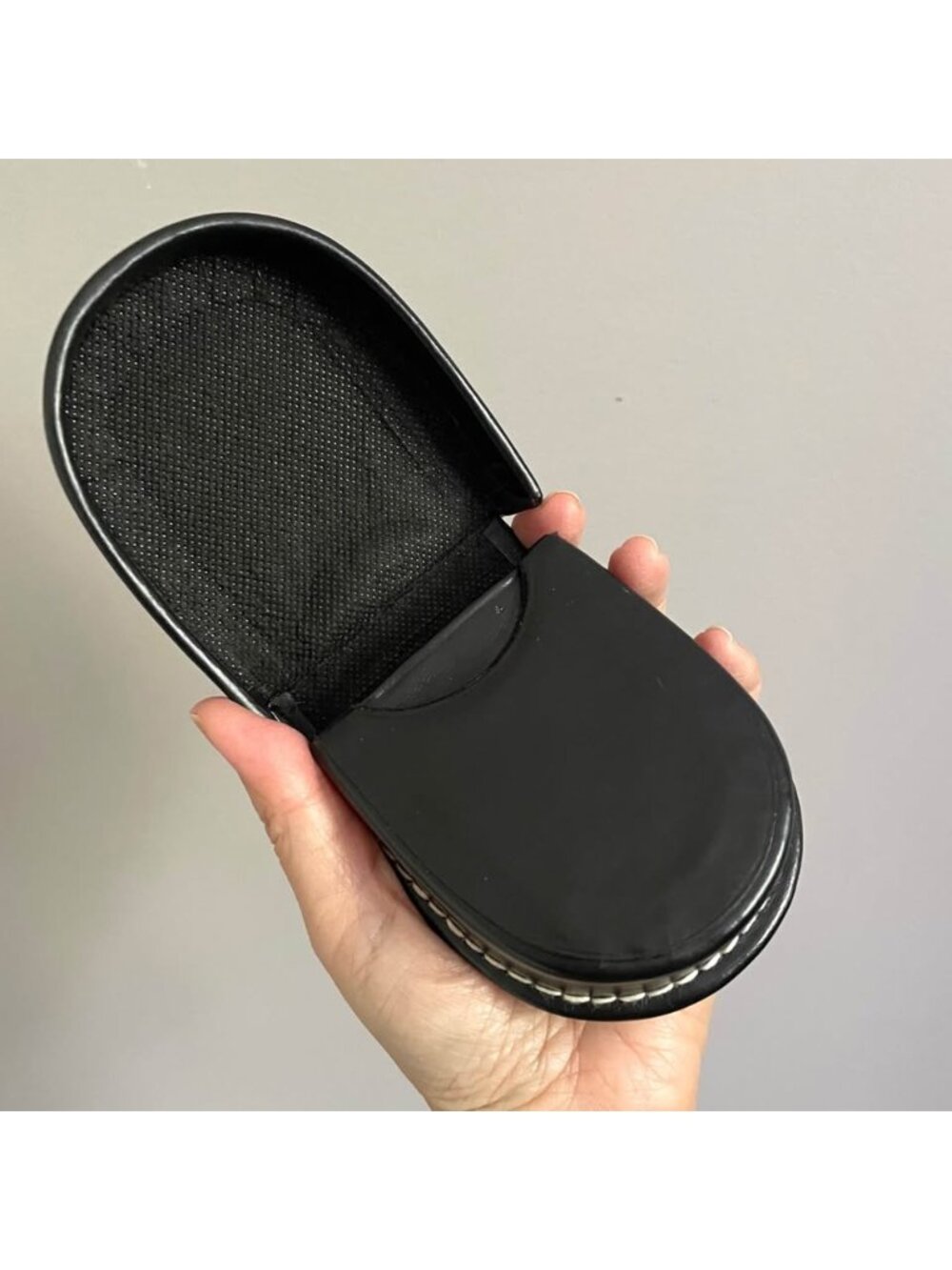 Black Leather Horseshoe Coin Purse - great for Seniors!